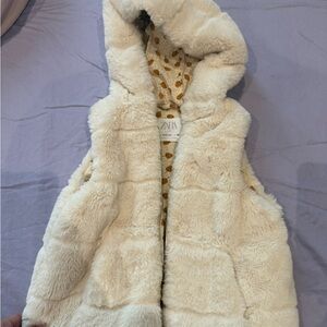 Zara Cream Faux Fur Vest 2-3 T
